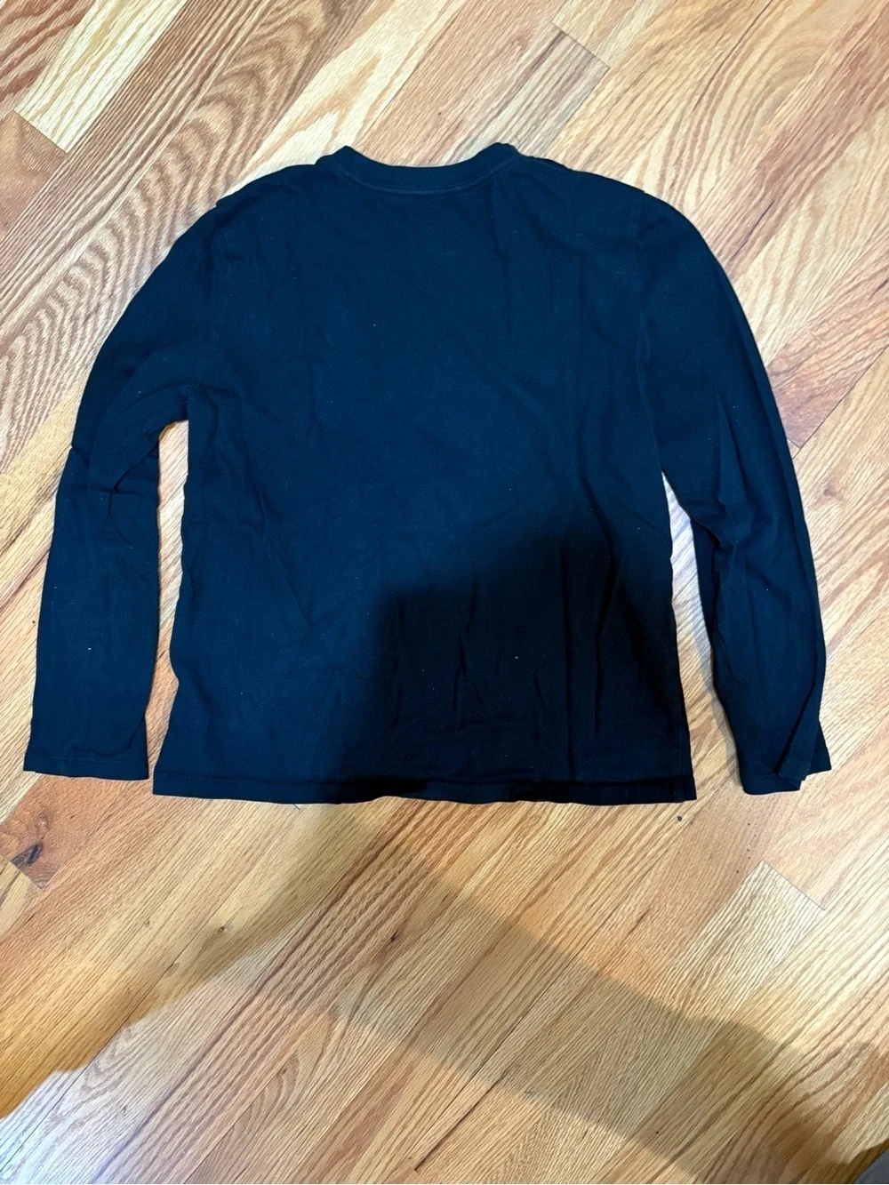 ▪️GAP Long-Sleeve Tee
